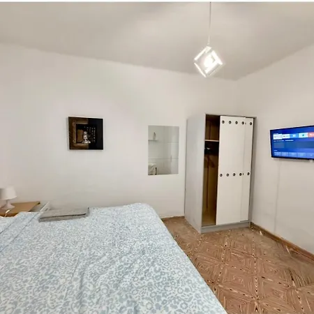 La Laja 2 Pensión *